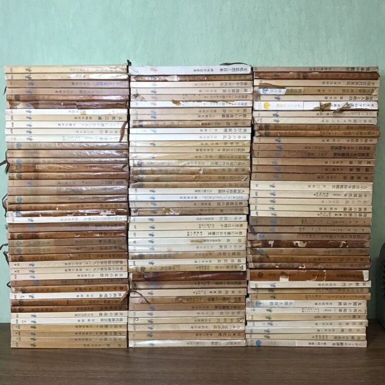 たくさんの古い岩波新書の買取事例